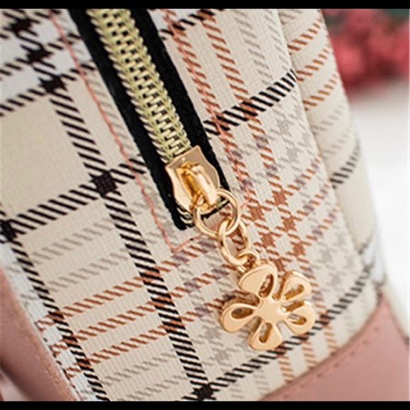 LAST ONE! Emily backback - Picture 5 of 10